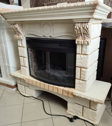 Комплект Портал Royal Flame Pierre Luxe Decor Шампань слоновая кость с патиной + Очаг Royal Flame Dioramic 25 LED FX