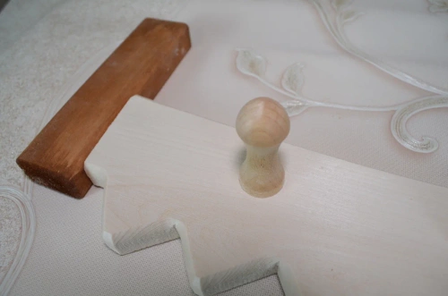 Вешалка ЙО Дружба